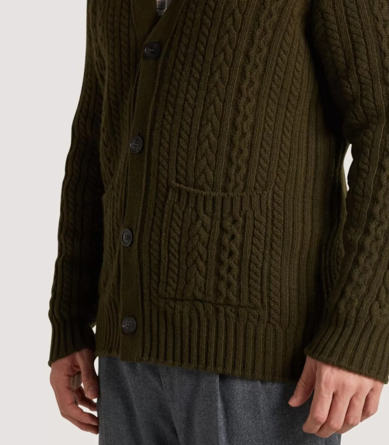 Men'S Cashmere Cable And Rib V Neck Cardigan In Military*Purdey Discount
